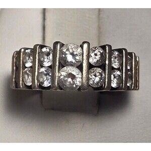 Vintage sterling silver ring sz 4.5